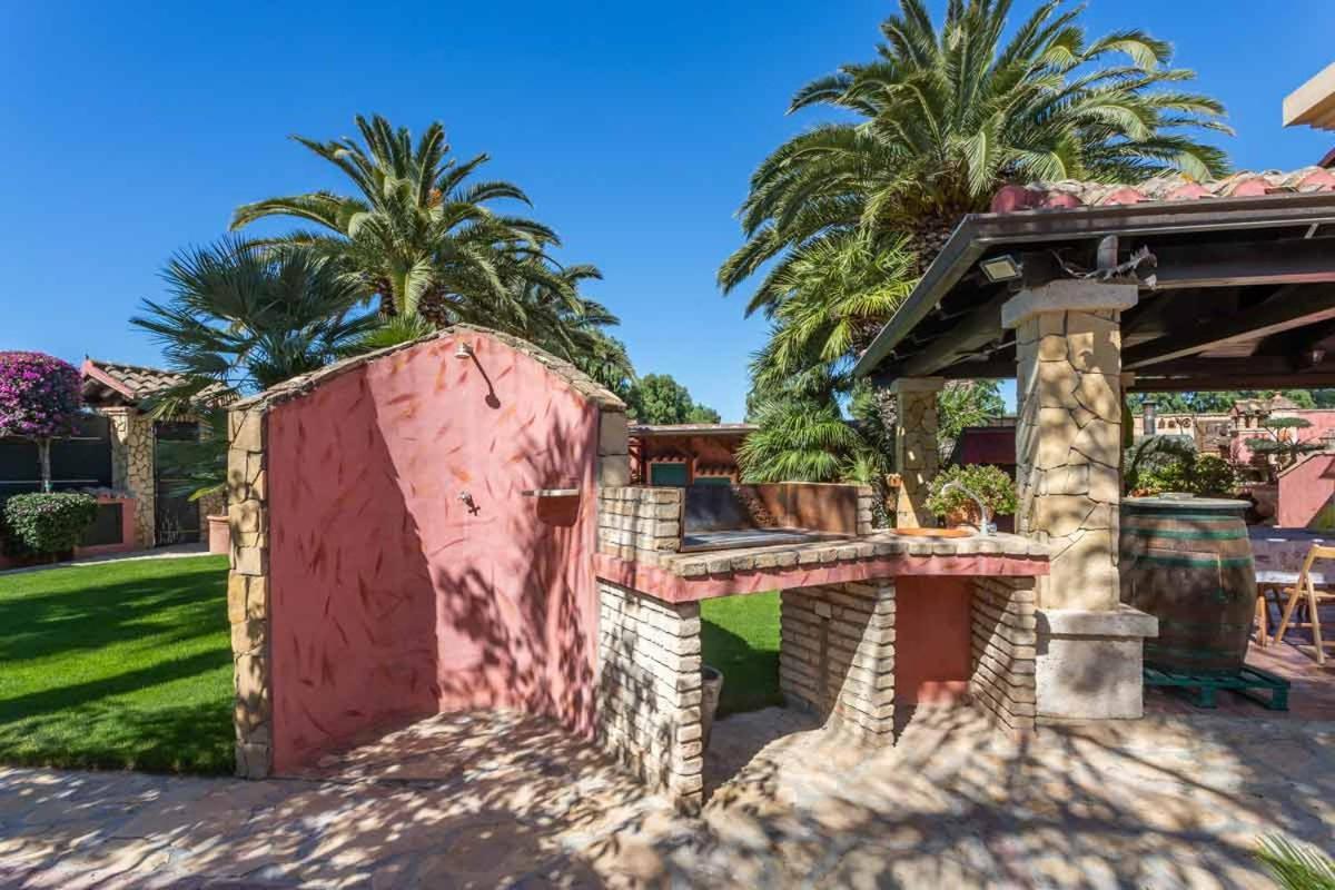 Villa Flumini Флумини-ди-Кварту Экстерьер фото