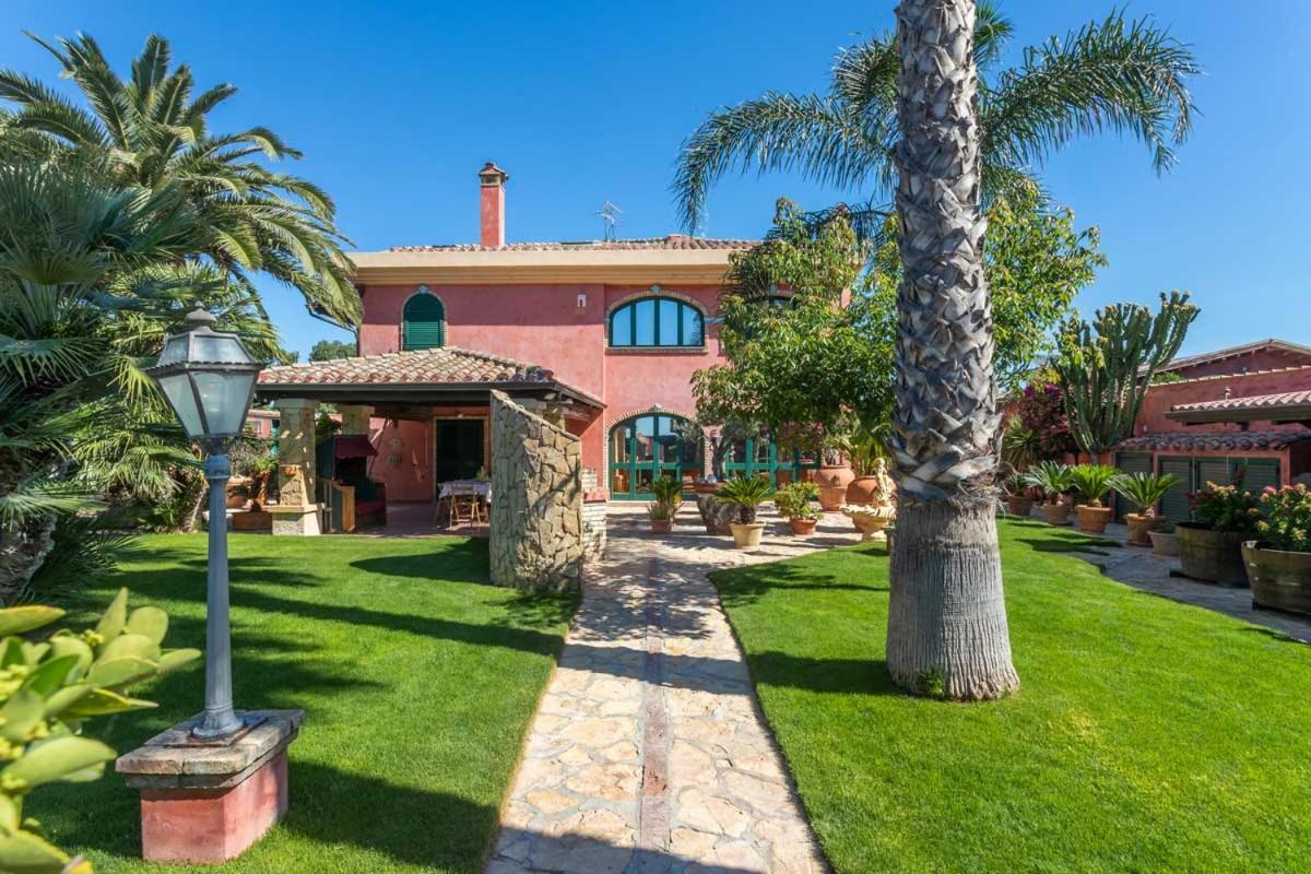 Villa Flumini Флумини-ди-Кварту Экстерьер фото