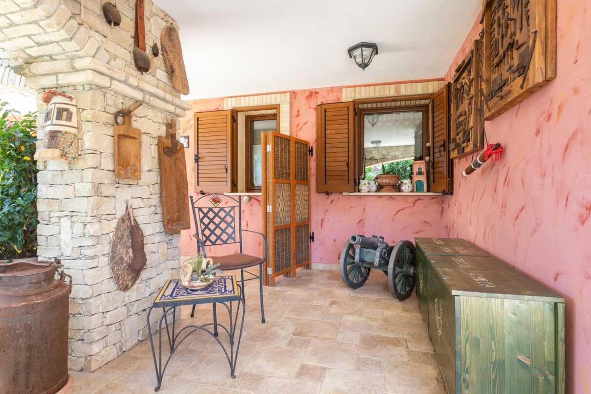 Villa Flumini Флумини-ди-Кварту Экстерьер фото