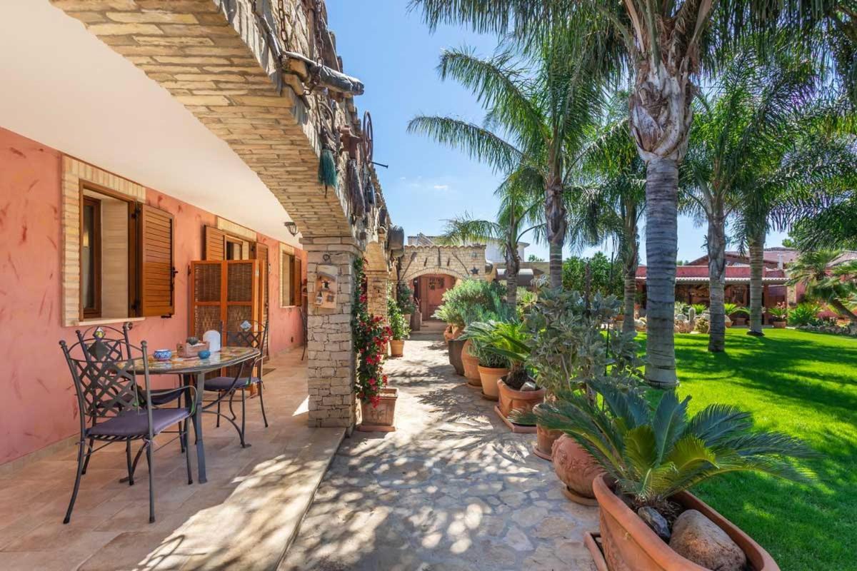 Villa Flumini Флумини-ди-Кварту Экстерьер фото