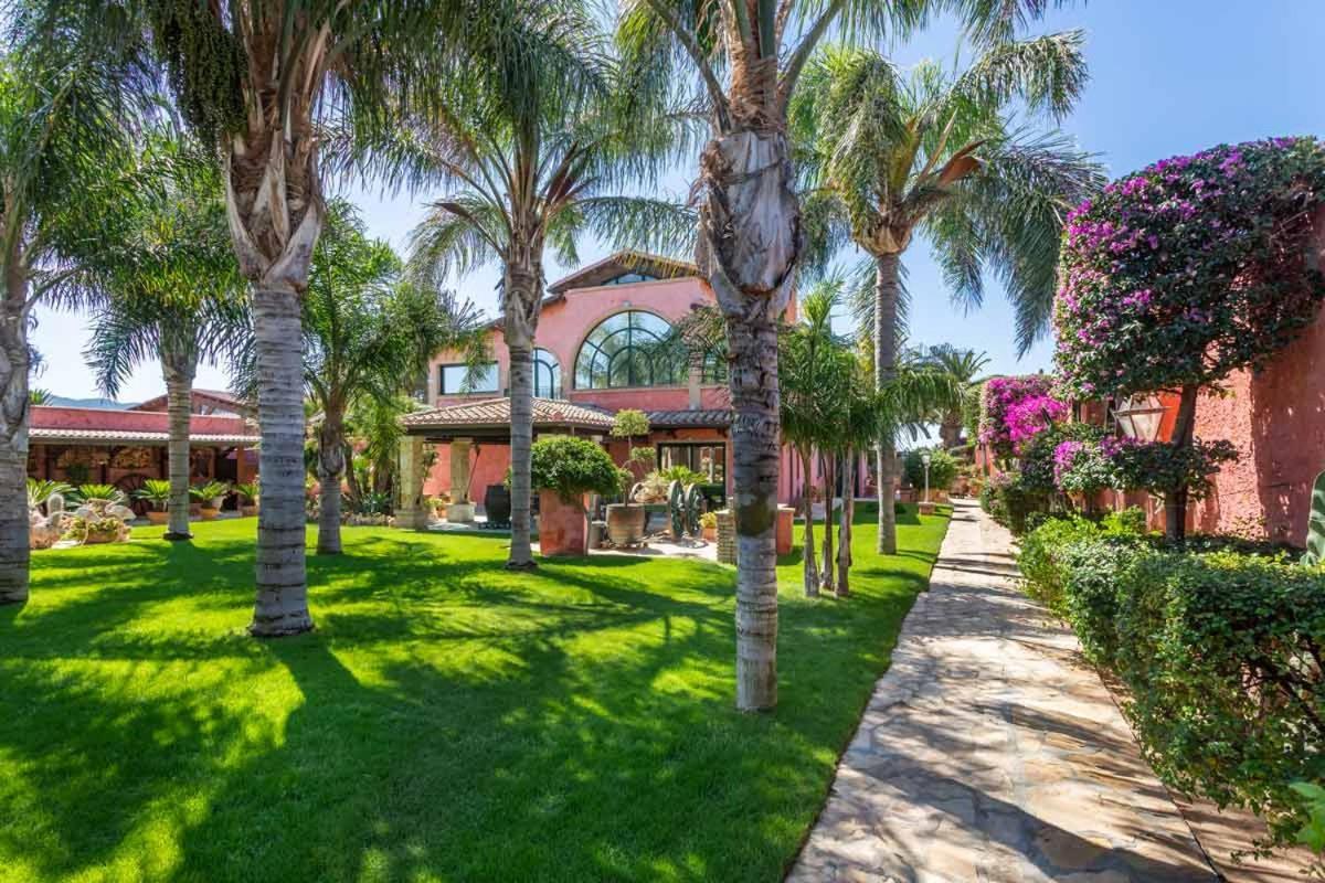 Villa Flumini Флумини-ди-Кварту Экстерьер фото