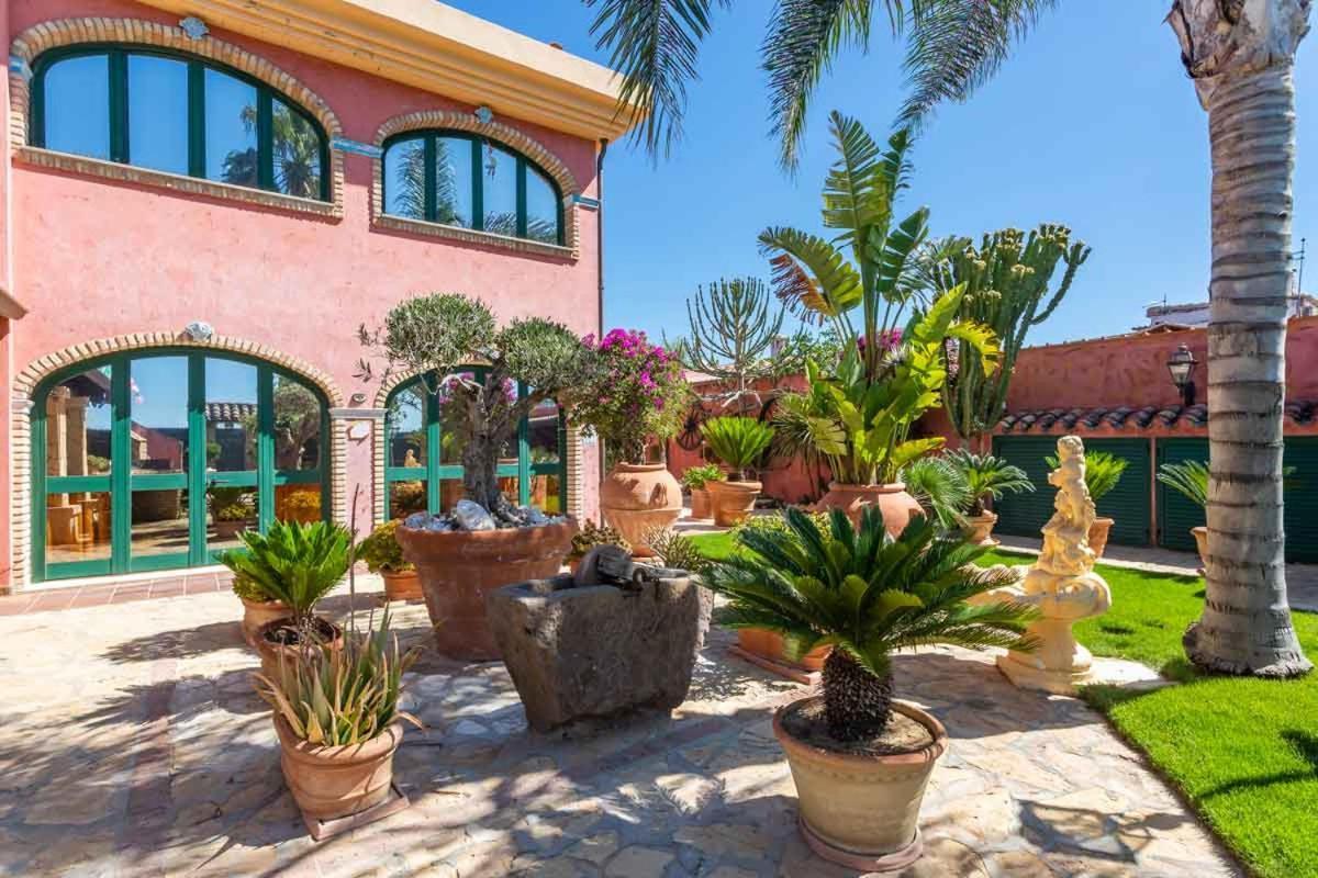 Villa Flumini Флумини-ди-Кварту Экстерьер фото