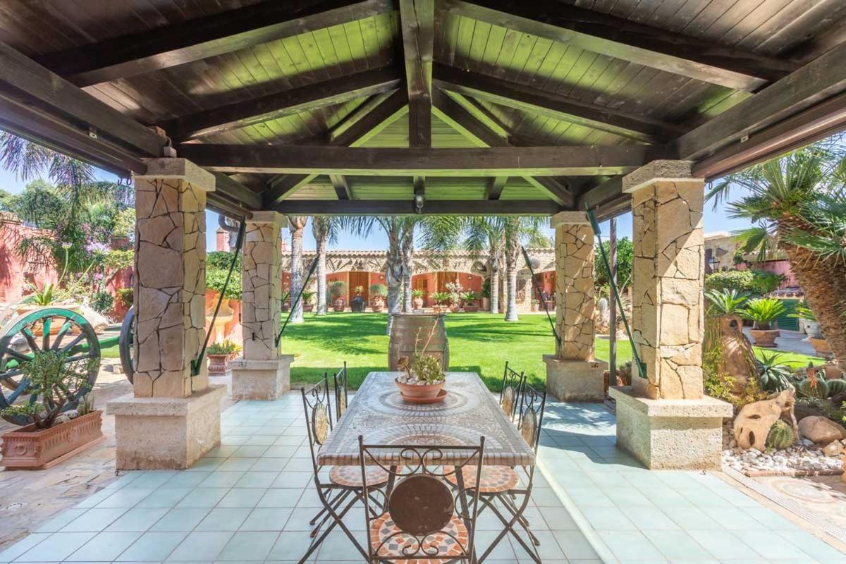 Villa Flumini Флумини-ди-Кварту Экстерьер фото