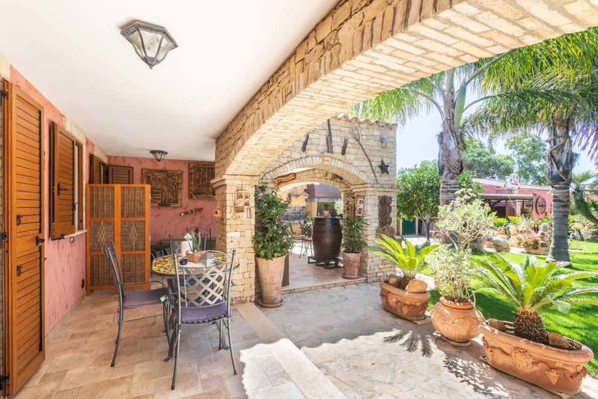 Villa Flumini Флумини-ди-Кварту Экстерьер фото