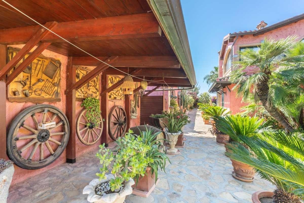 Villa Flumini Флумини-ди-Кварту Экстерьер фото